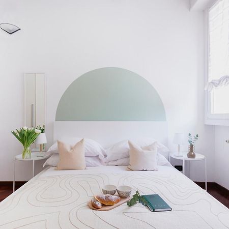 Stylish And Cozy Apt Close To Naviglio Милано Екстериор снимка