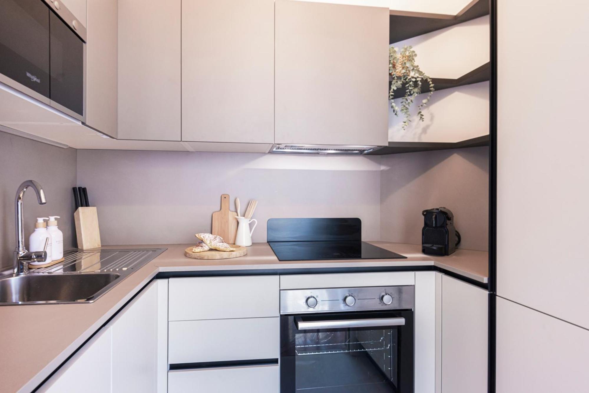 Stylish And Cozy Apt Close To Naviglio Милано Екстериор снимка